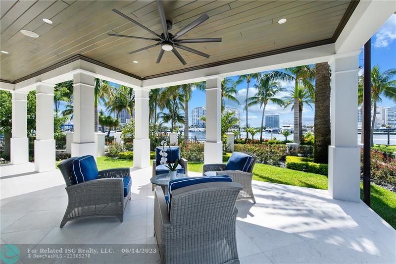 Spacious covered patio offers one of kind IC views and non-stop boating activity!