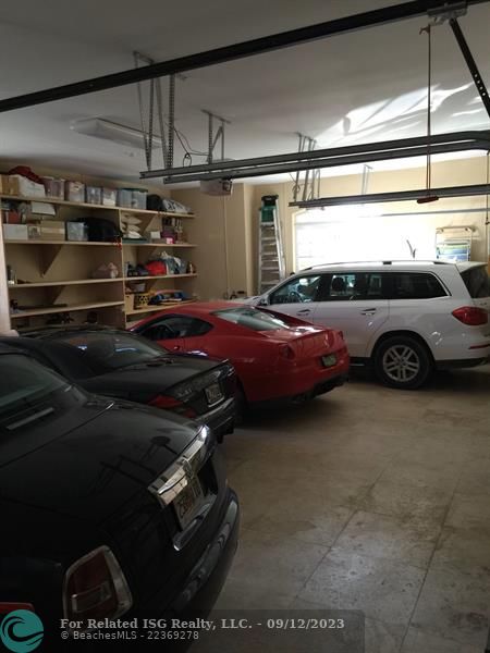 3 car garage that fits 4 cars