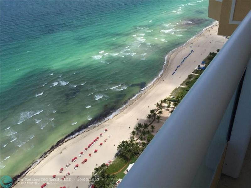 FORT LAUDERDALE BEACH FROM NEARBY HOTEL