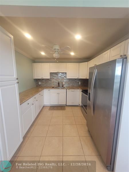 beautifully remodeled kitchen