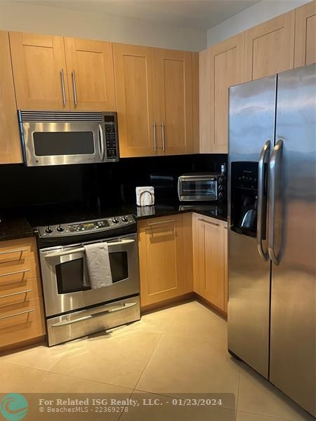 Immaculate Kitchen.  Stainless appliances.