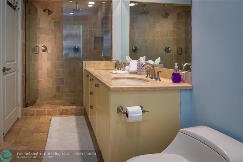 Master bath with walk in shower