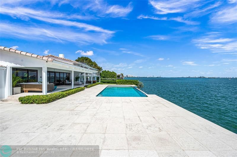 1500 SF Pool Patio - north view