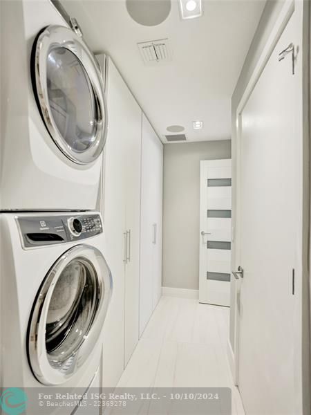 Laundry Room & Abundant Storage