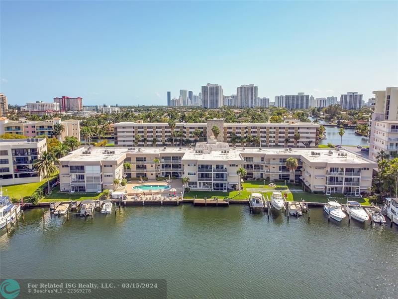 Lake Golden Isles and it's access to the intracoastal