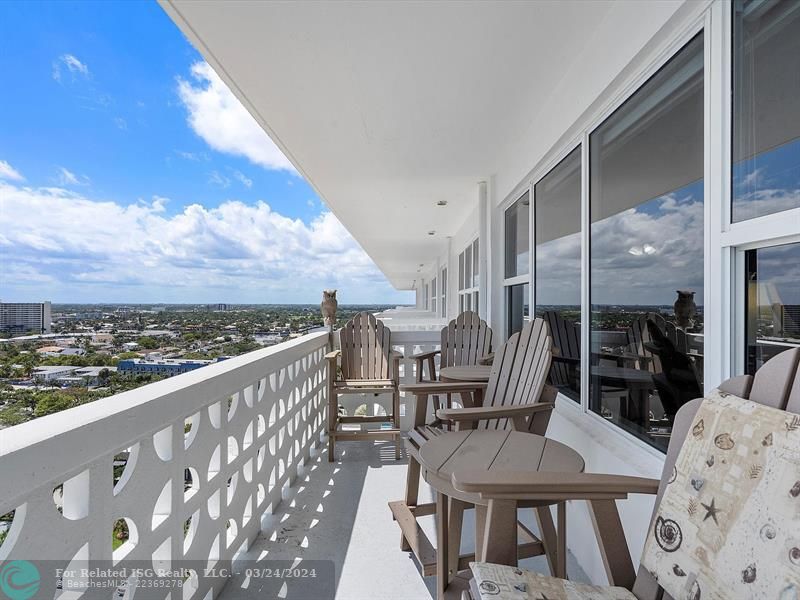 Balcony off  Living Rm