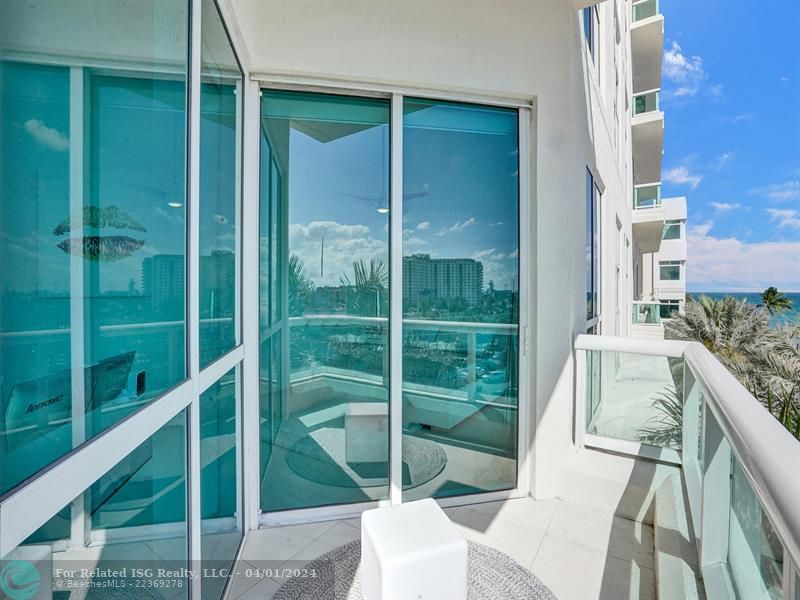 Master Bedroom Private Terrace