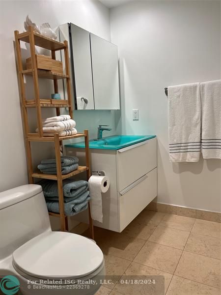 Main Bathroom