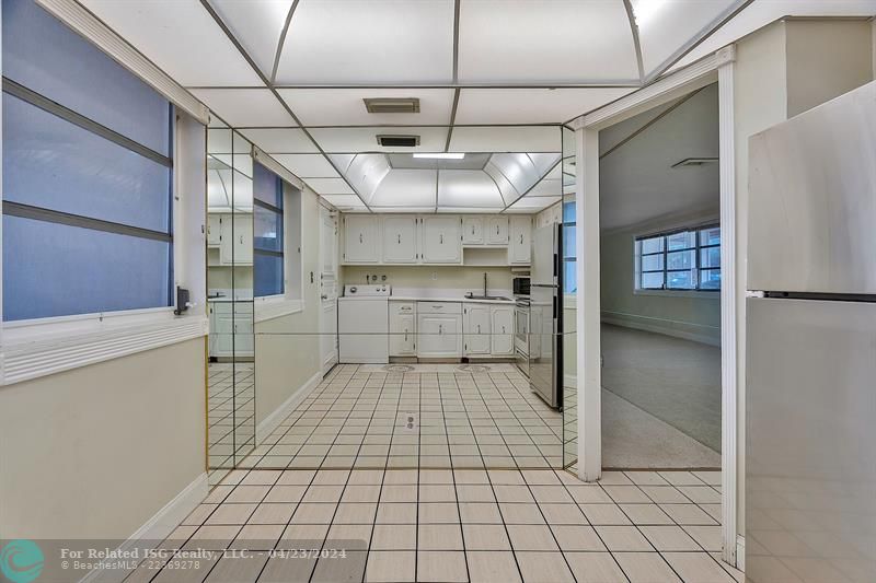 Mirrored Wall in Kitchen