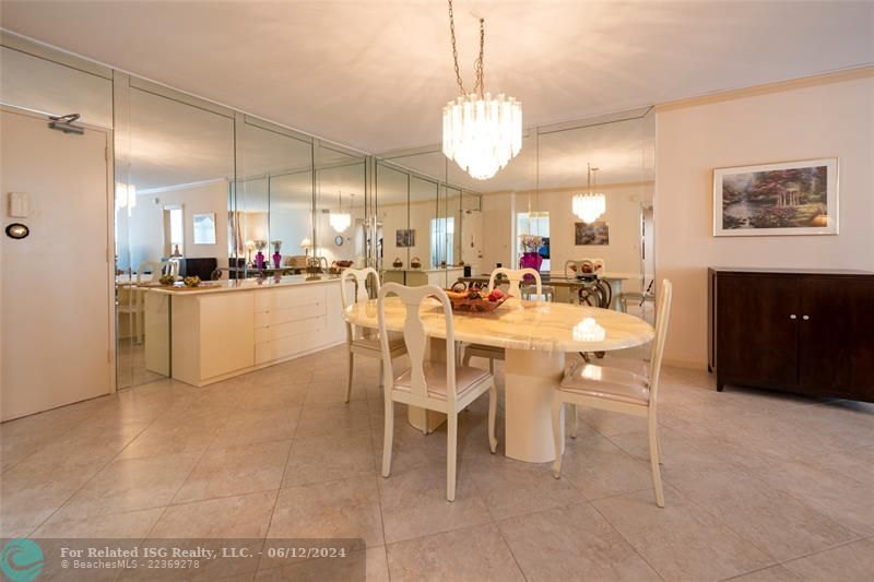 Very large Dining room off Main Entryway into Your Condo.