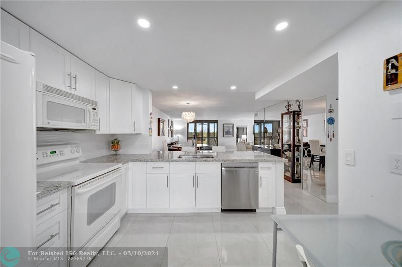 Spacious Open Kitchen