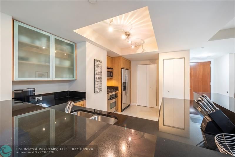 washer/dryer behind bifold door