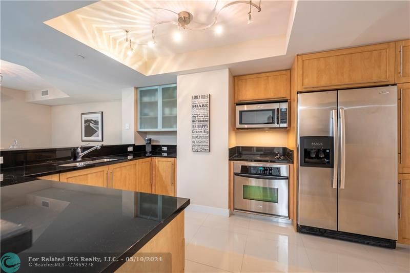 kitchen/dining room