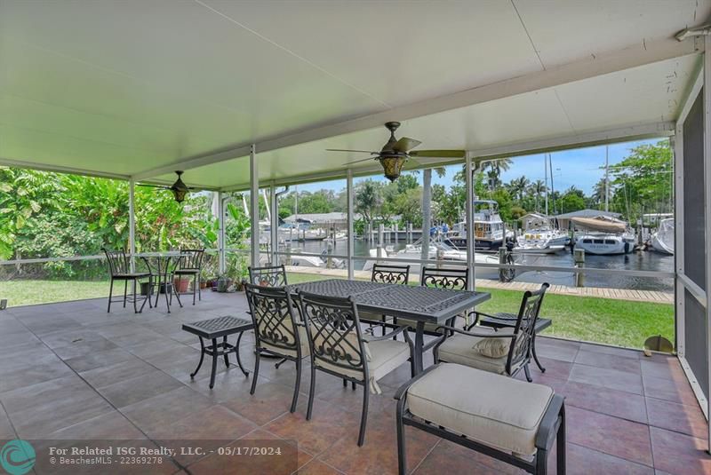 Large Screened Porch