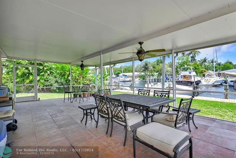 Large Screened Porch overlooking canal & pool