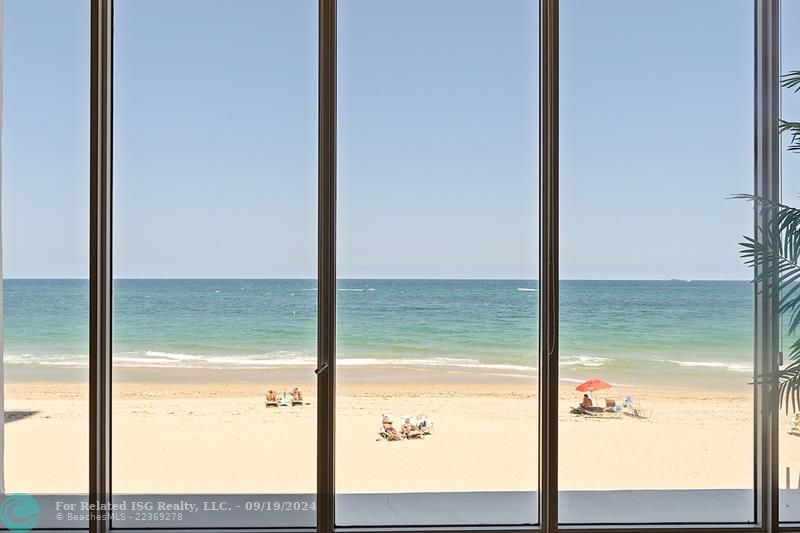 Floor to Ceiling Window Ocean View from Clubroom/Partyroom