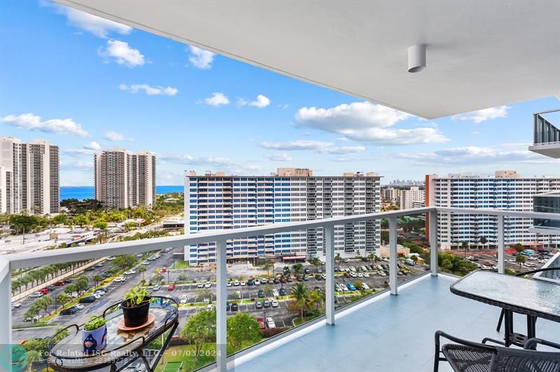 Striking view - Ocean and Pool grounds