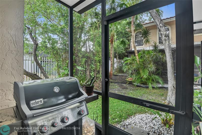 Screened Patio