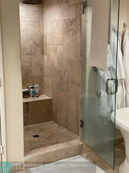 Large Private MB Shower