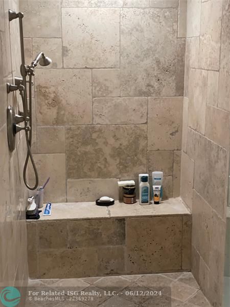 Shower in MB with Marble Bench/Seating