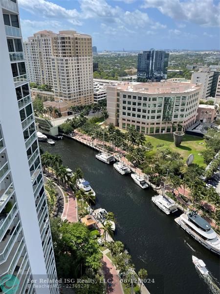 Killer River Water View from Master Bedroom & Balcony