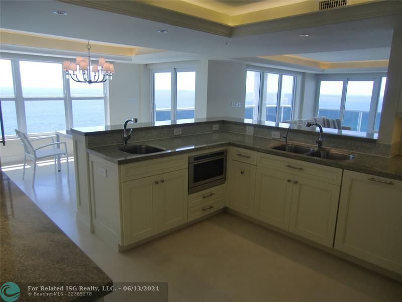 Open Kitchen Ocean View