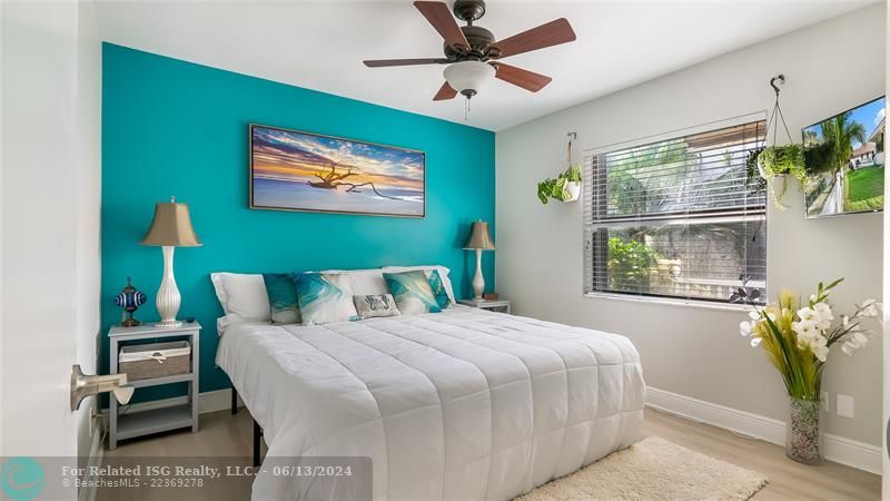 Enjoy the warm sunlight and relaxing vibes in this large room, serenely tucked away. Equipped with custom closet organizational system that allows you to maximize the space in the bedroom.