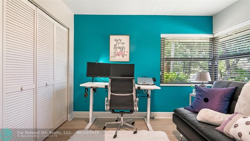 With an intelligent layout and thoughtful features, it effortlessly transitions from a peaceful home gym to a distraction-free study sanctuary to a fashionista's dream dressing room - complete with closet that boasts a customized organization system.