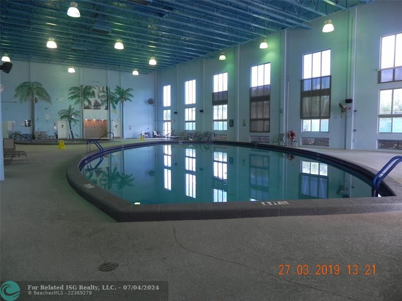 INDOOR POOL