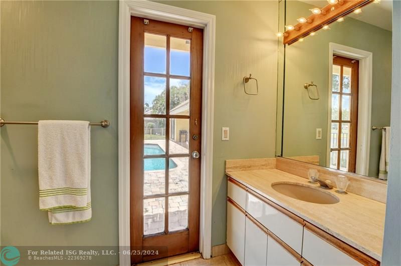 Master Bath Suite