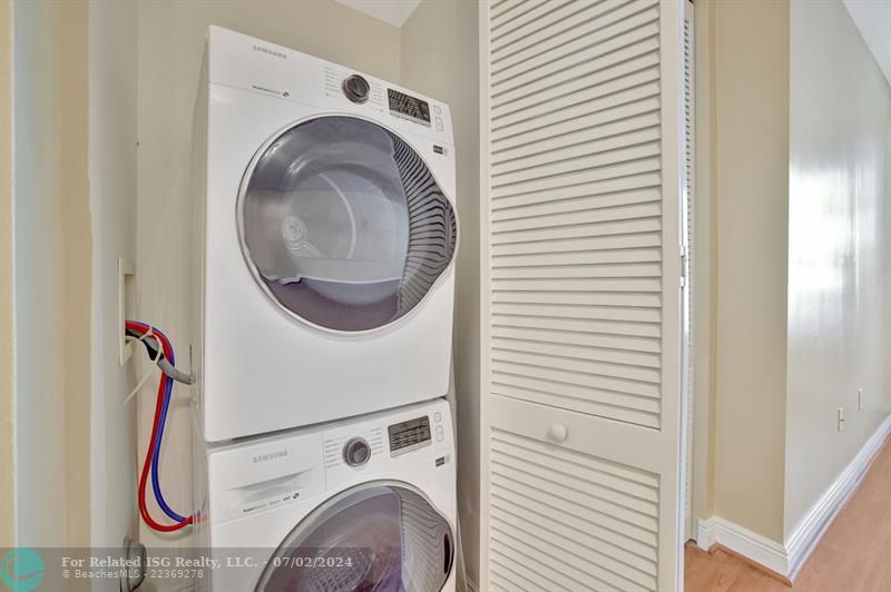 Electronic front load washer dryer 2023