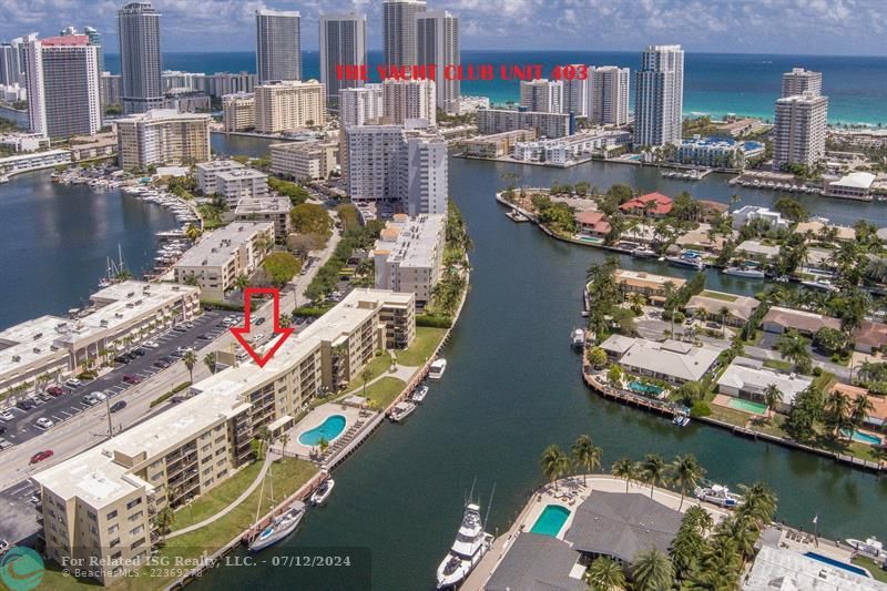 YACHT CLUB LOCATION 1MI. FROM BEACH.