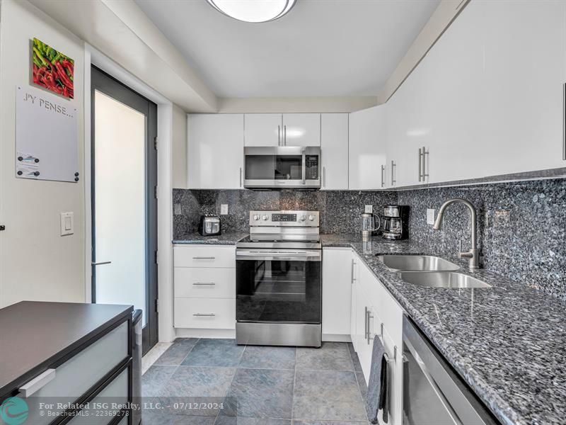 NEWER HIGH GLOSSY WHITE CABINETS