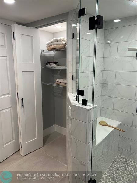 Primary bathtroom linen closet