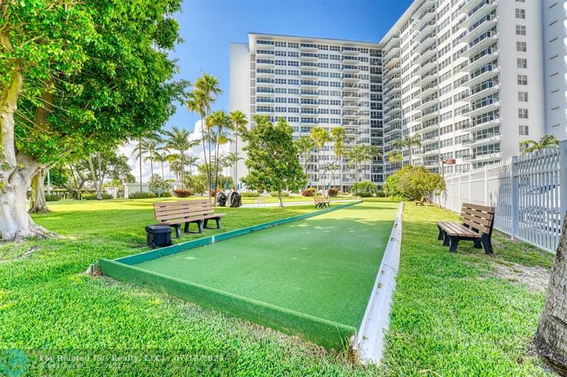 Bocce Ball lighted