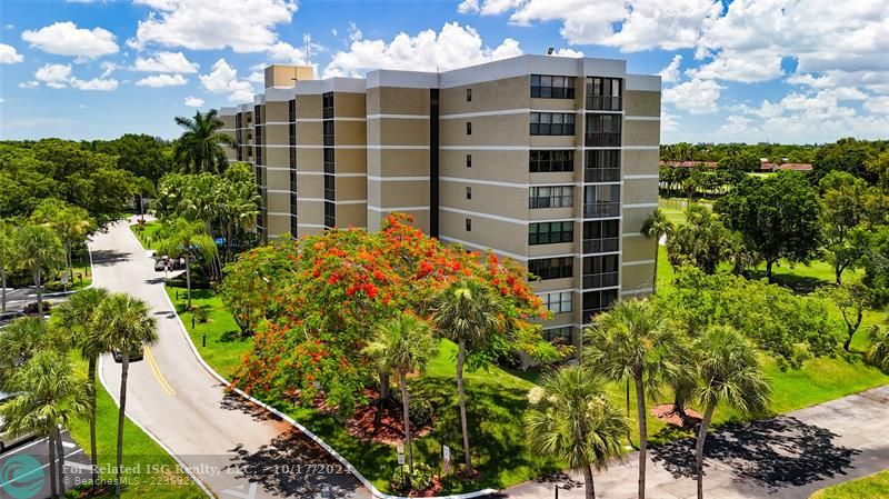 Lovely 8 story building positioned on golf course