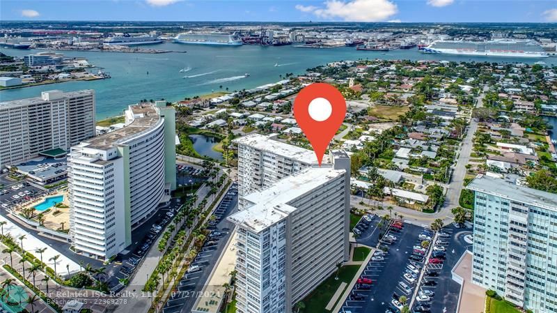 Aerial View of Atlantic Towers and Luxurious Surroundings neighborhood