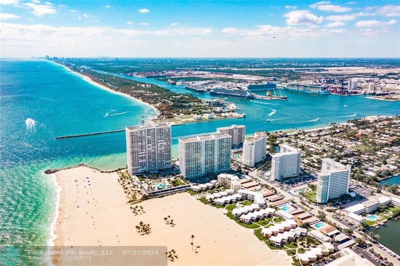 Aerial View of Atlantic Towers and Luxurious Surroundings neighborhood