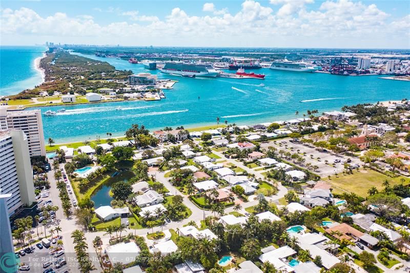 Aerial View of Atlantic Towers and Luxurious Surroundings neighborhood