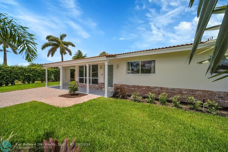 Front yard, beautifully landscaped.