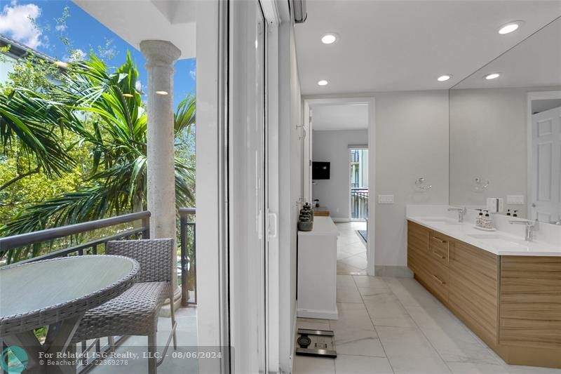 master bath with balcony