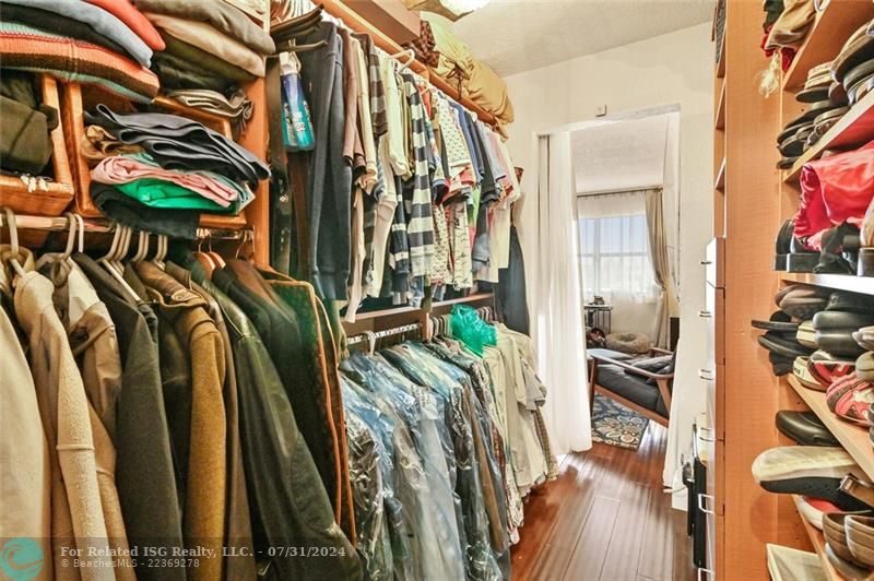 Back Bedroom closet