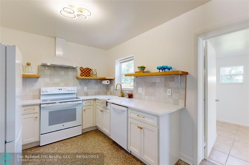 BEAUTIFULLY updated kitchen