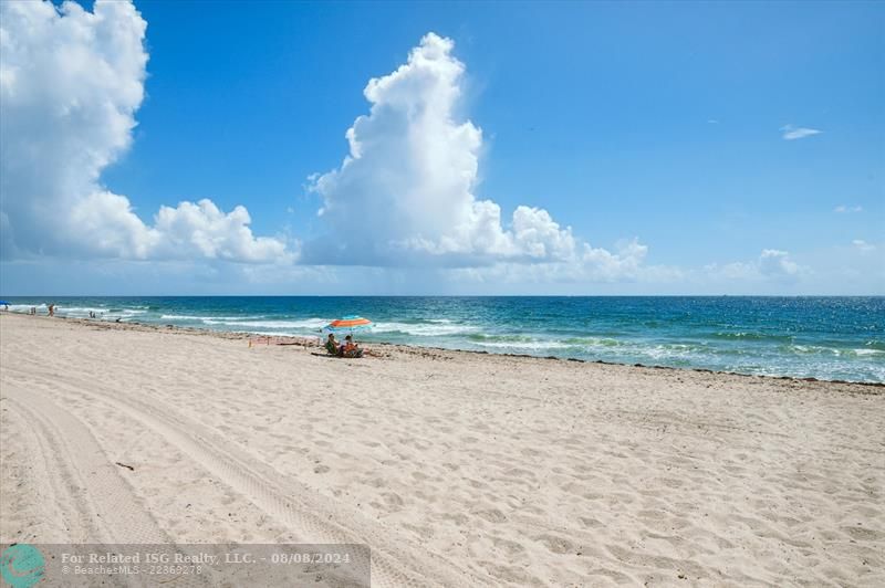 Large pool on the Beach