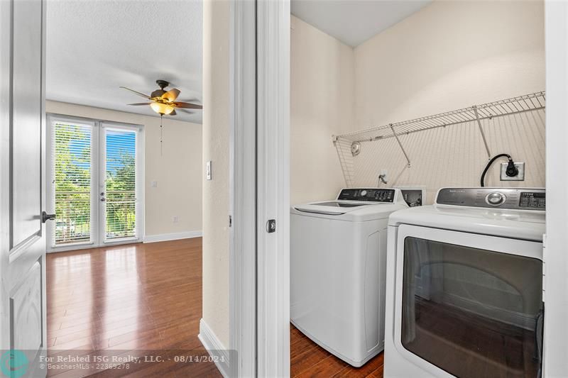 Brand New Washer/Dryer on 2nd floor.