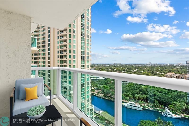 Relax on your balcony and watch the yachts sail by!