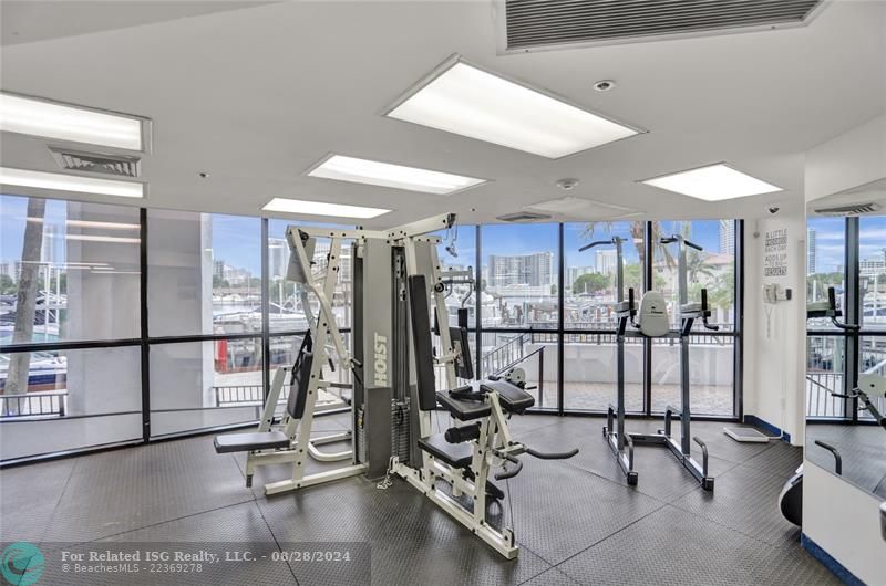 GYM WITH MARINA AND WATERFRONT VIEW