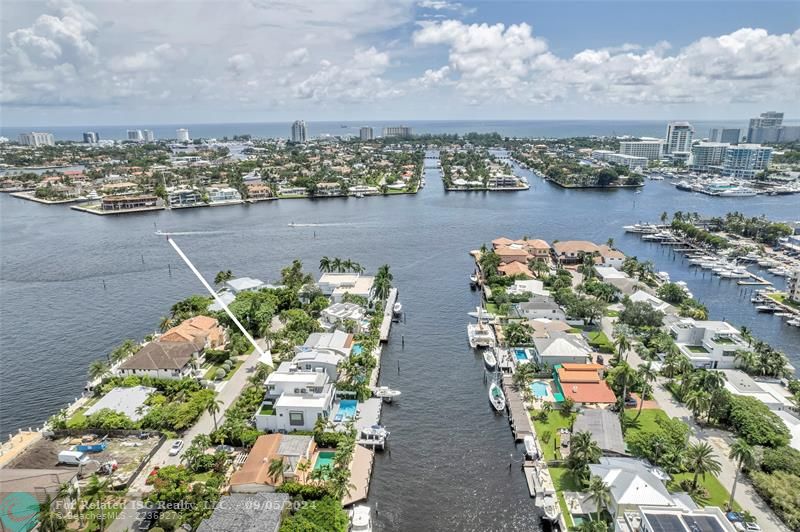 Deep Water Waterfront off Intercostal