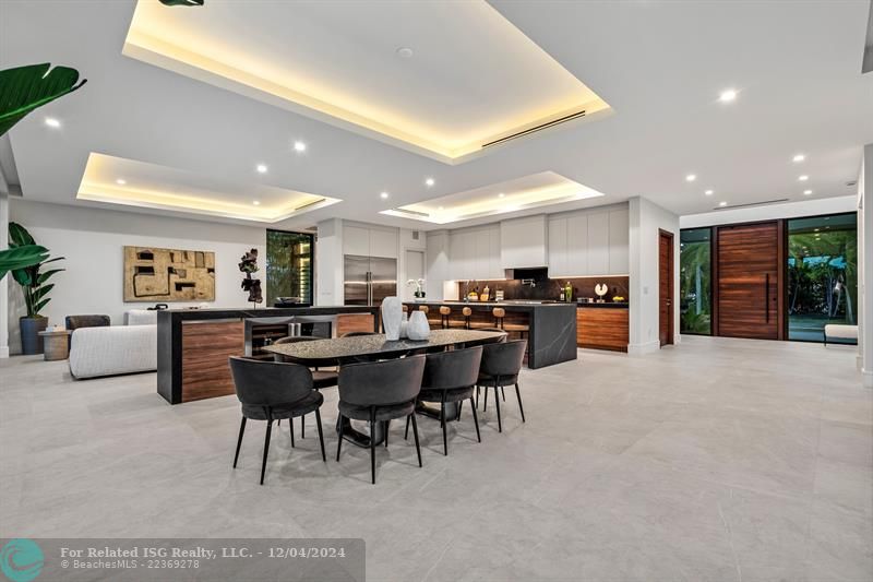 The dining area off the kitchen.