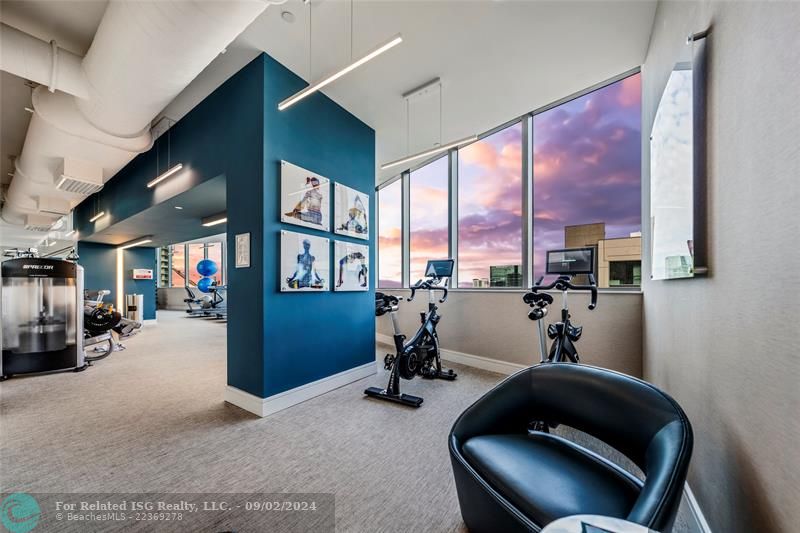 Fully appointed gym with weights & cardio on the 16th floor for great views of the city & Las Olas Blvd